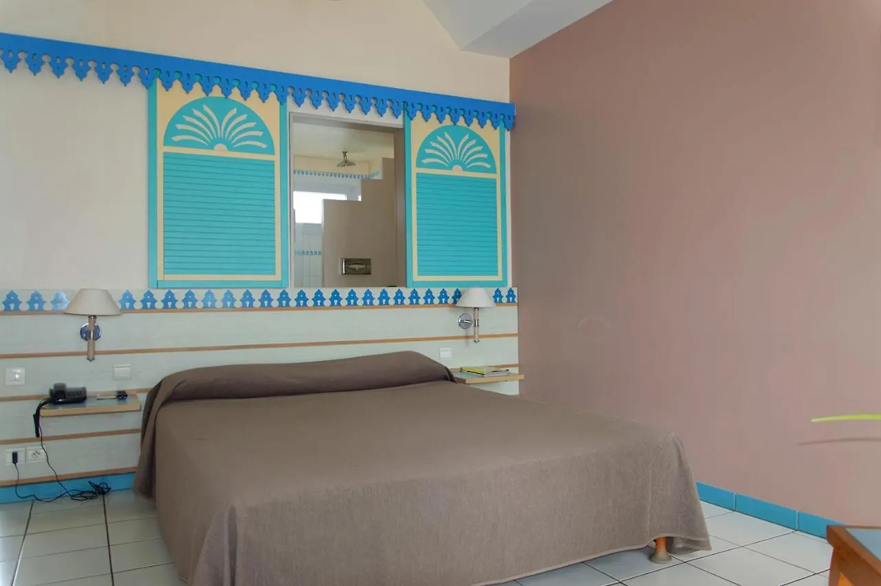 Carayou Hotel & Spa レ・トロワ・イレ