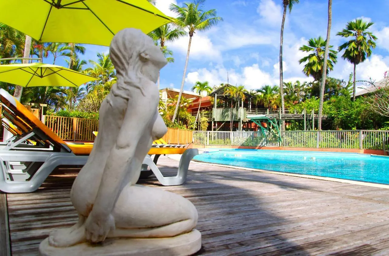 Carayou Hotel & Spa レ・トロワ・イレ